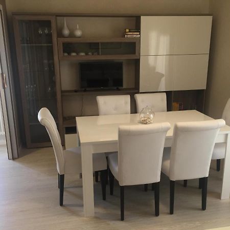 A Due Passi Dal Mare Apartment Vallecrosia Bagian luar foto