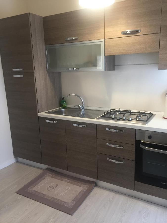 A Due Passi Dal Mare Apartment Vallecrosia Bagian luar foto