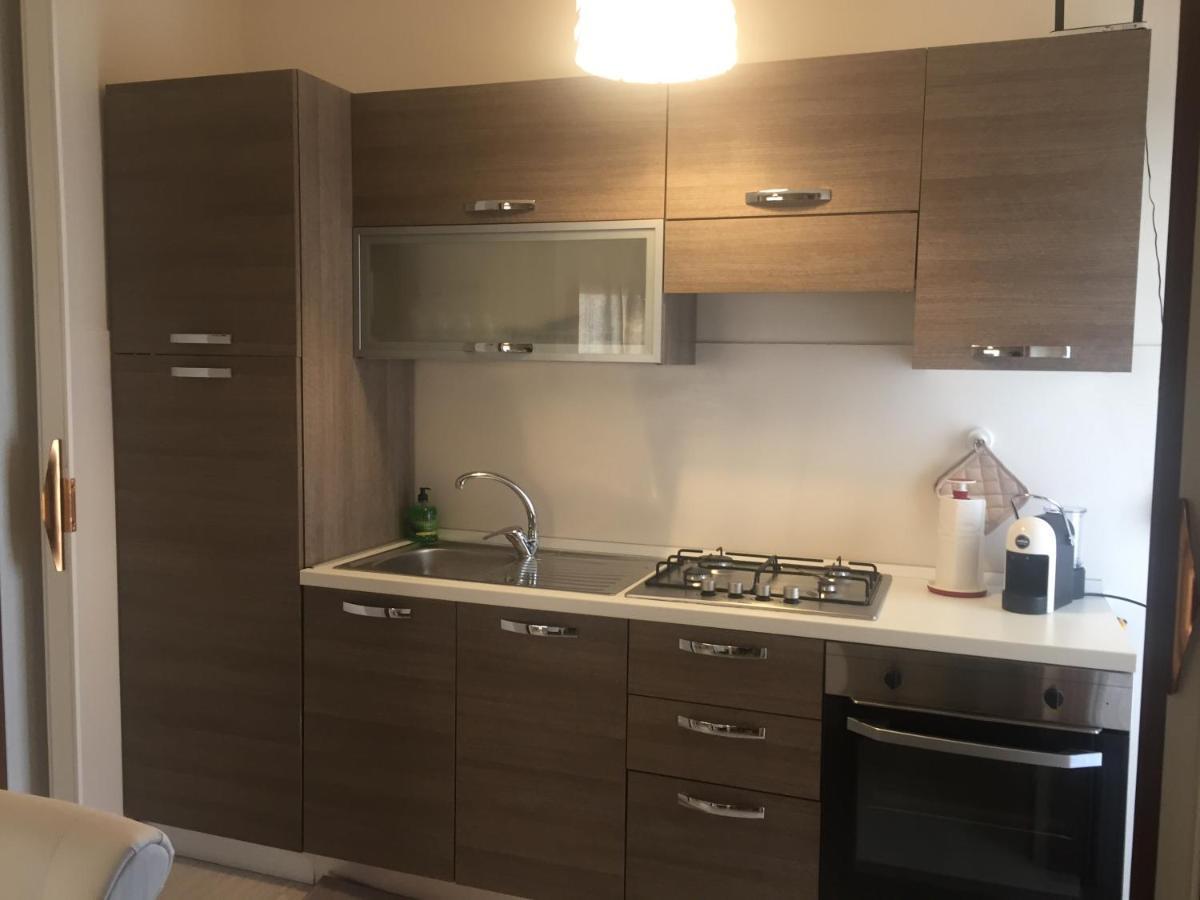 A Due Passi Dal Mare Apartment Vallecrosia Bagian luar foto