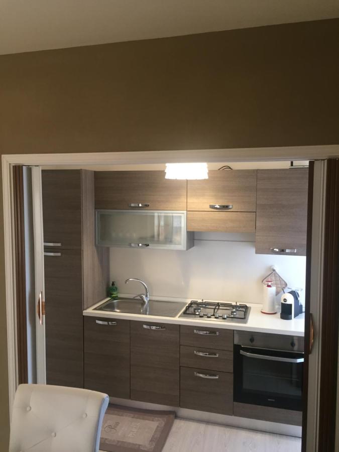 A Due Passi Dal Mare Apartment Vallecrosia Bagian luar foto